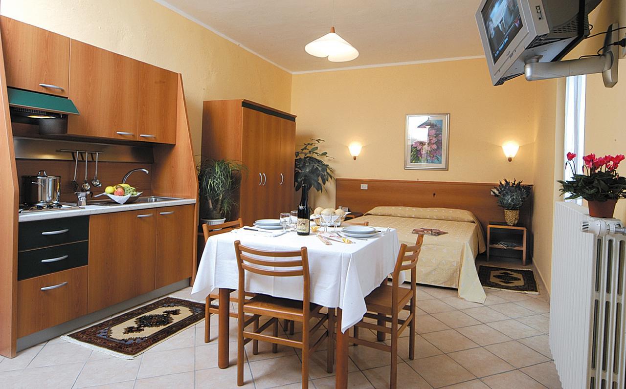 Casa Vacanze Provenzale Torre Pellice Phòng bức ảnh